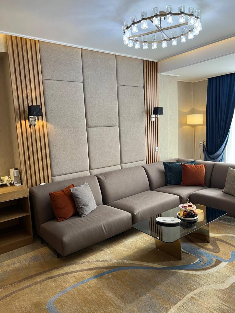 Sofia International Hotel Biszkek Zewnętrze zdjęcie
