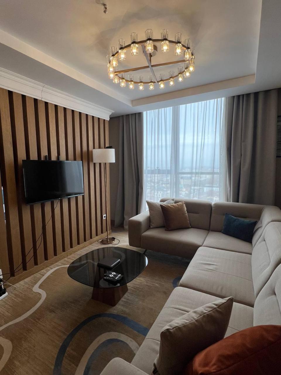 Sofia International Hotel Biszkek Zewnętrze zdjęcie
